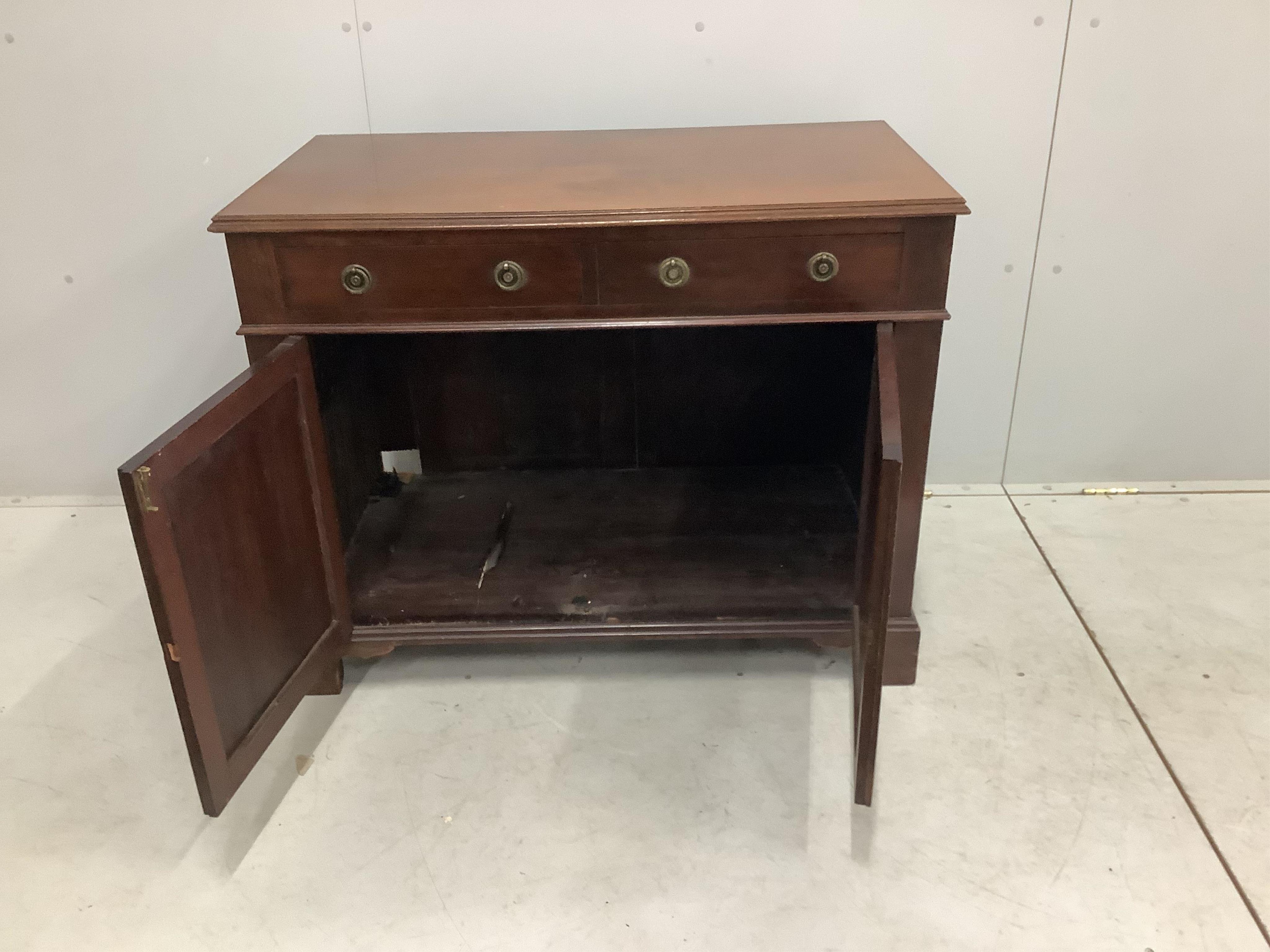 An Edwardian mahogany side cabinet, width 95cm, depth 53cm, height 76cm. Condition - fair